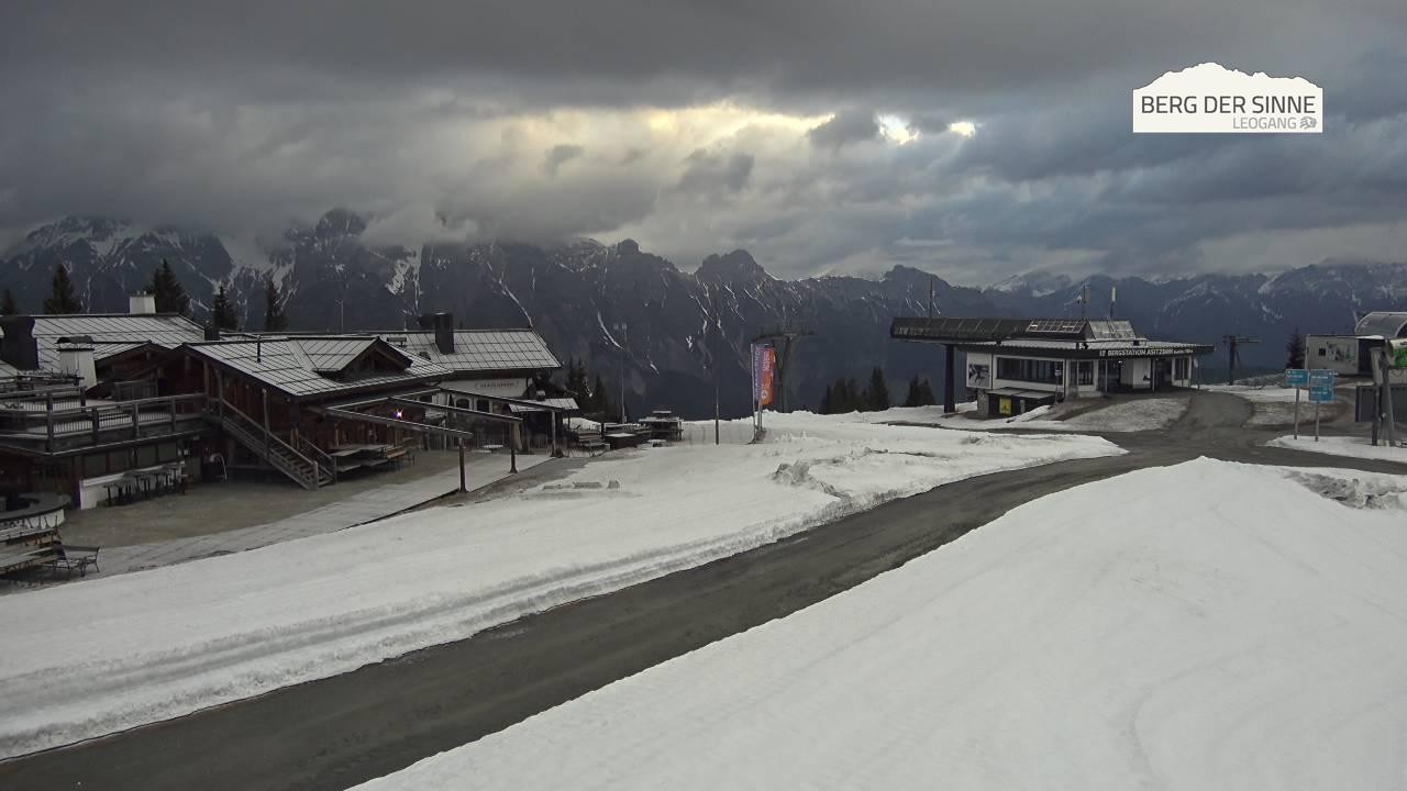 Archiv Foto Webcam Bergstation Asitzbahn