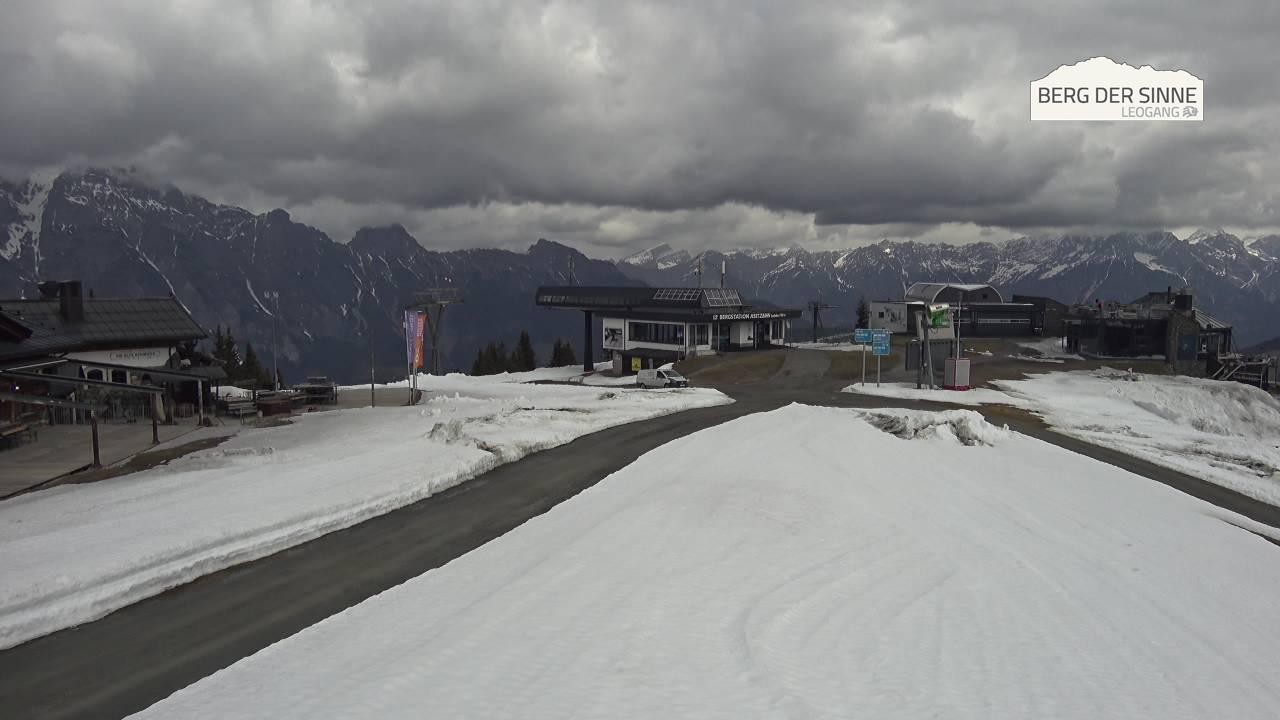 Archiv Foto Webcam Bergstation Asitzbahn