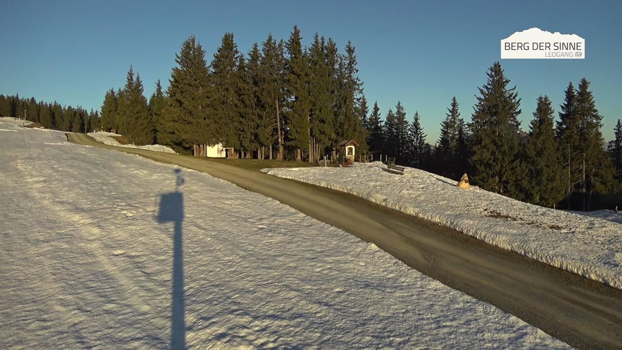 Archiv Foto Webcam Bergstation Asitzbahn