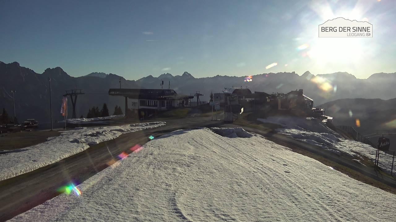 Archiv Foto Webcam Bergstation Asitzbahn