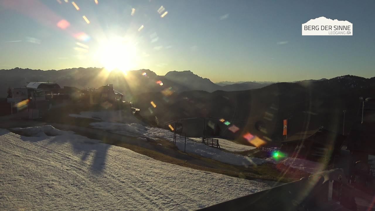 Archiv Foto Webcam Bergstation Asitzbahn