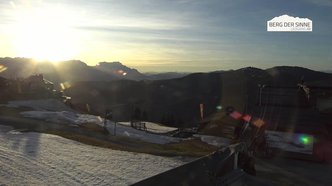 Archiv Foto Webcam Bergstation Asitzbahn