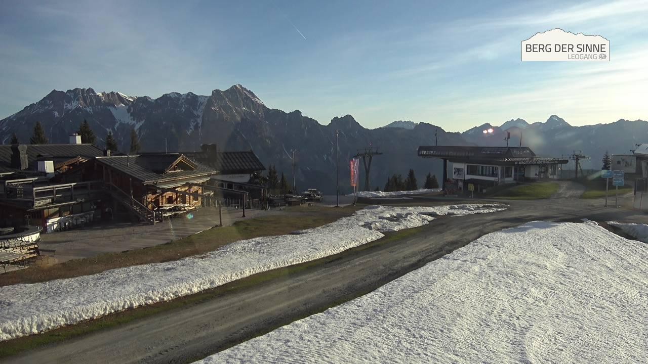 Archiv Foto Webcam Bergstation Asitzbahn