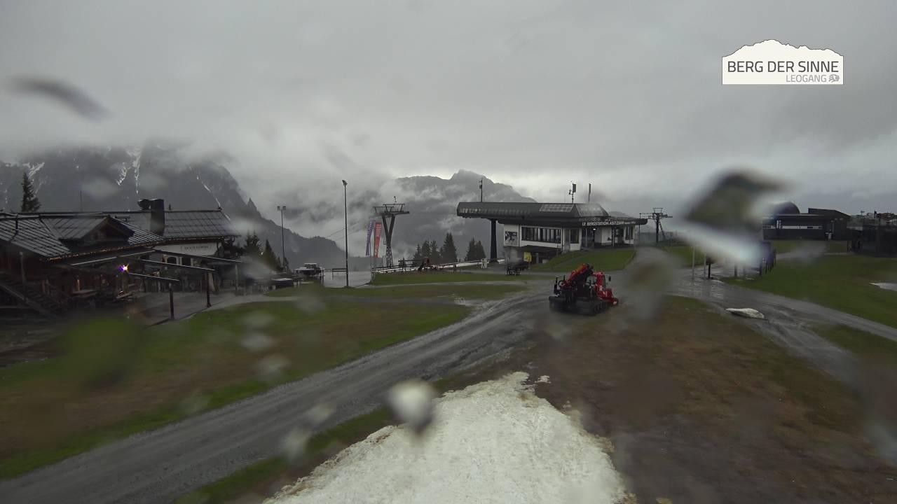 Archiv Foto Webcam Bergstation Asitzbahn
