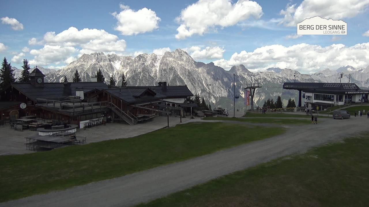 Archiv Foto Webcam Bergstation Asitzbahn