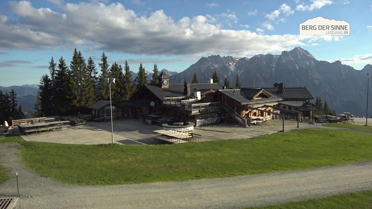 Archiv Foto Webcam Bergstation Asitzbahn