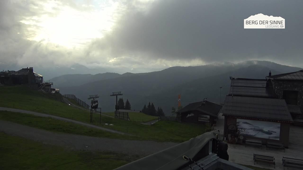 Archiv Foto Webcam Bergstation Asitzbahn