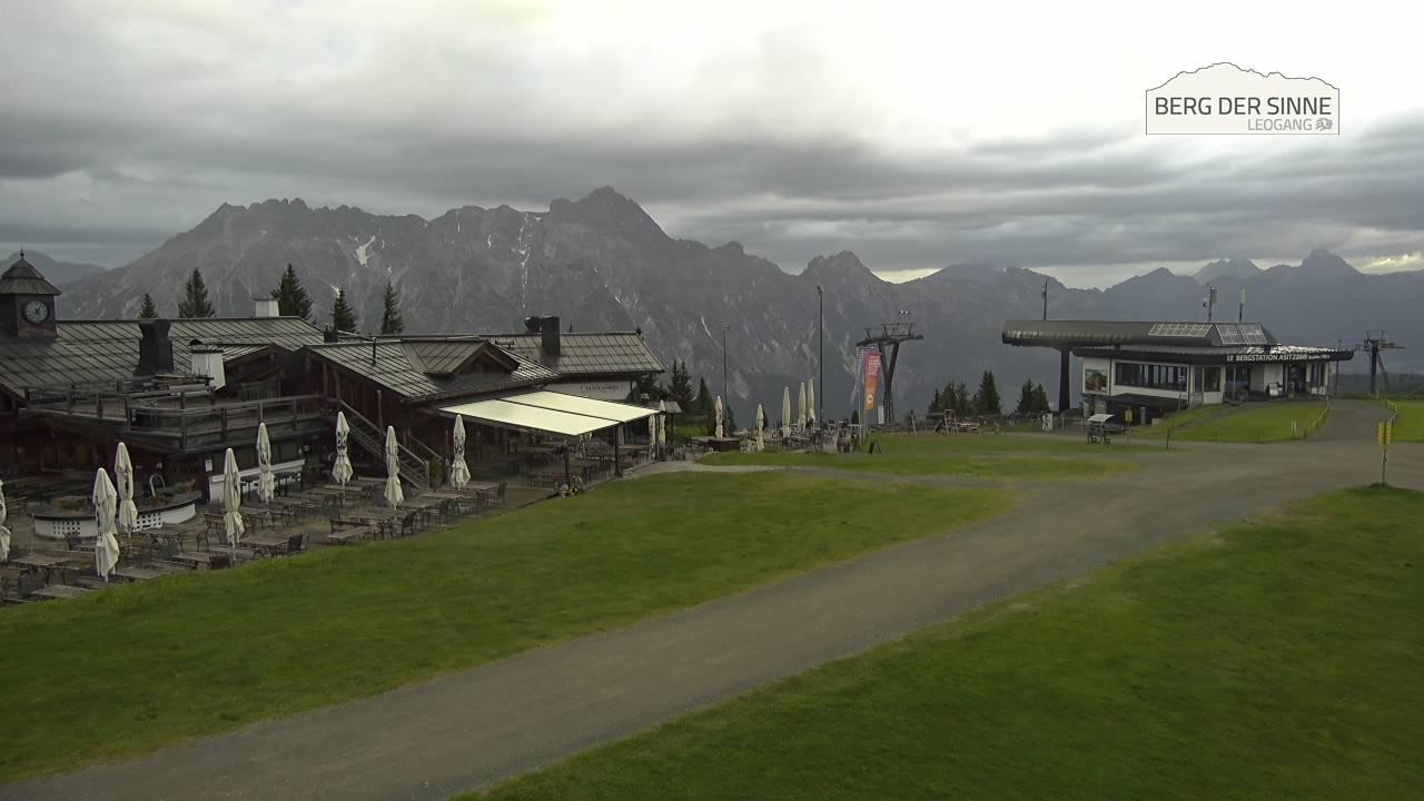 Archiv Foto Webcam Bergstation Asitzbahn