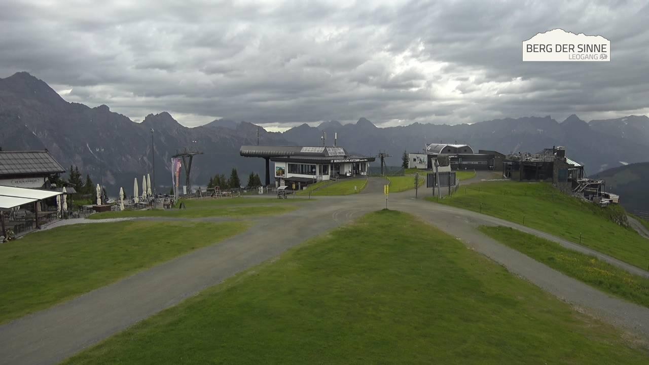 Archiv Foto Webcam Bergstation Asitzbahn
