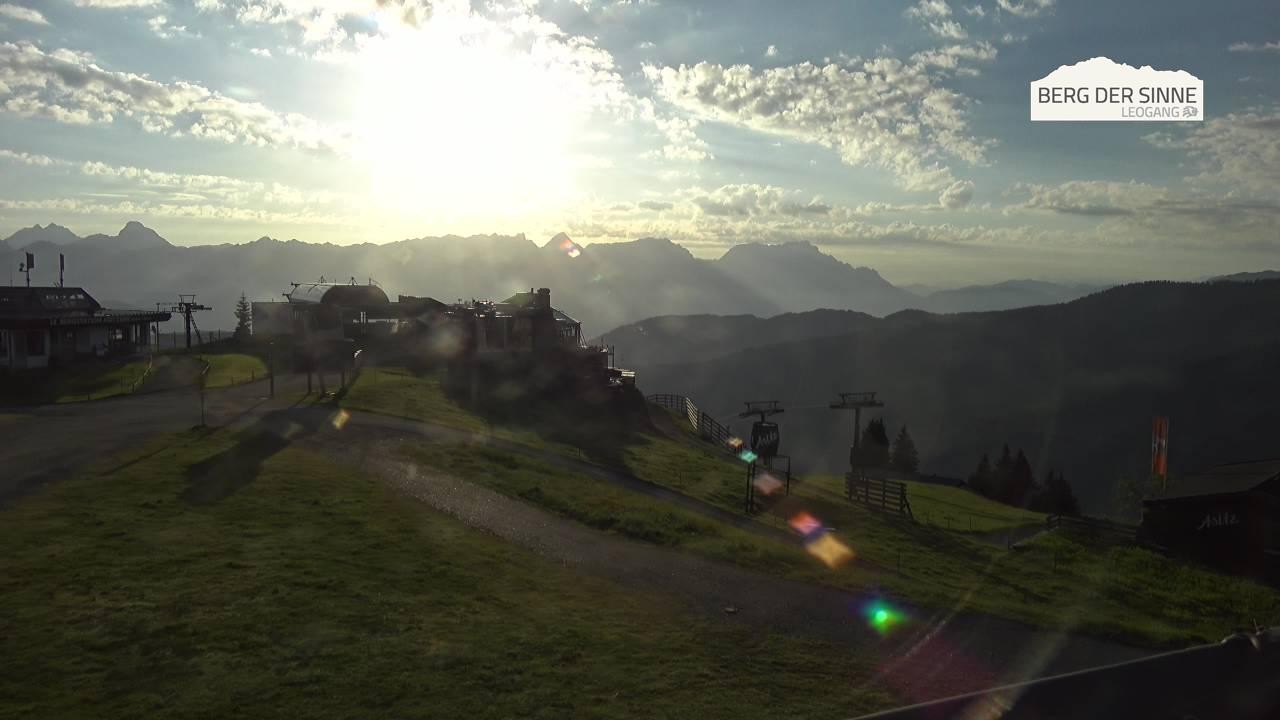 Archiv Foto Webcam Bergstation Asitzbahn