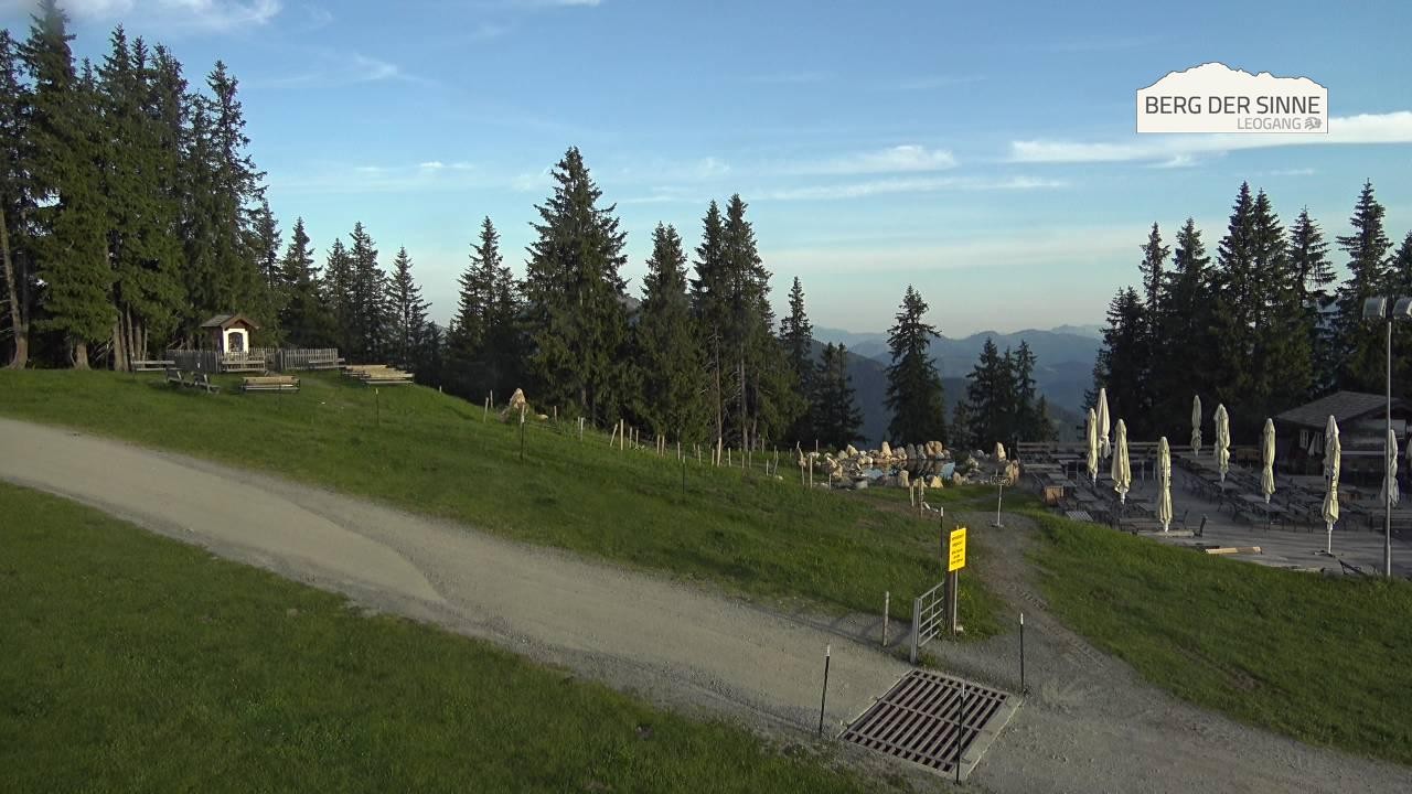 Archiv Foto Webcam Bergstation Asitzbahn