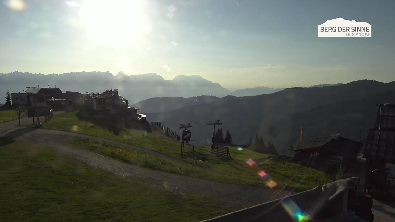 Archiv Foto Webcam Bergstation Asitzbahn