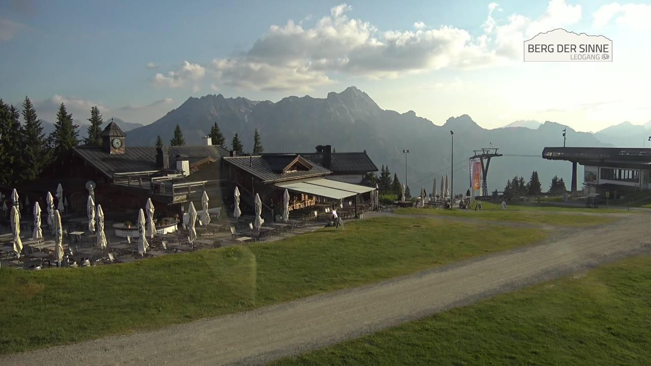 Archiv Foto Webcam Bergstation Asitzbahn