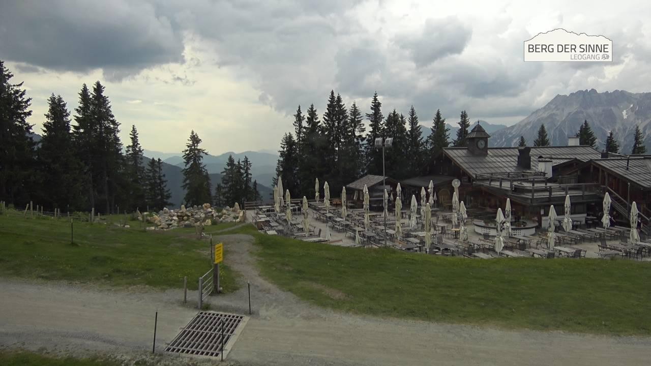 Archiv Foto Webcam Bergstation Asitzbahn