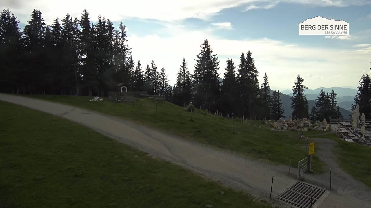 Archiv Foto Webcam Bergstation Asitzbahn