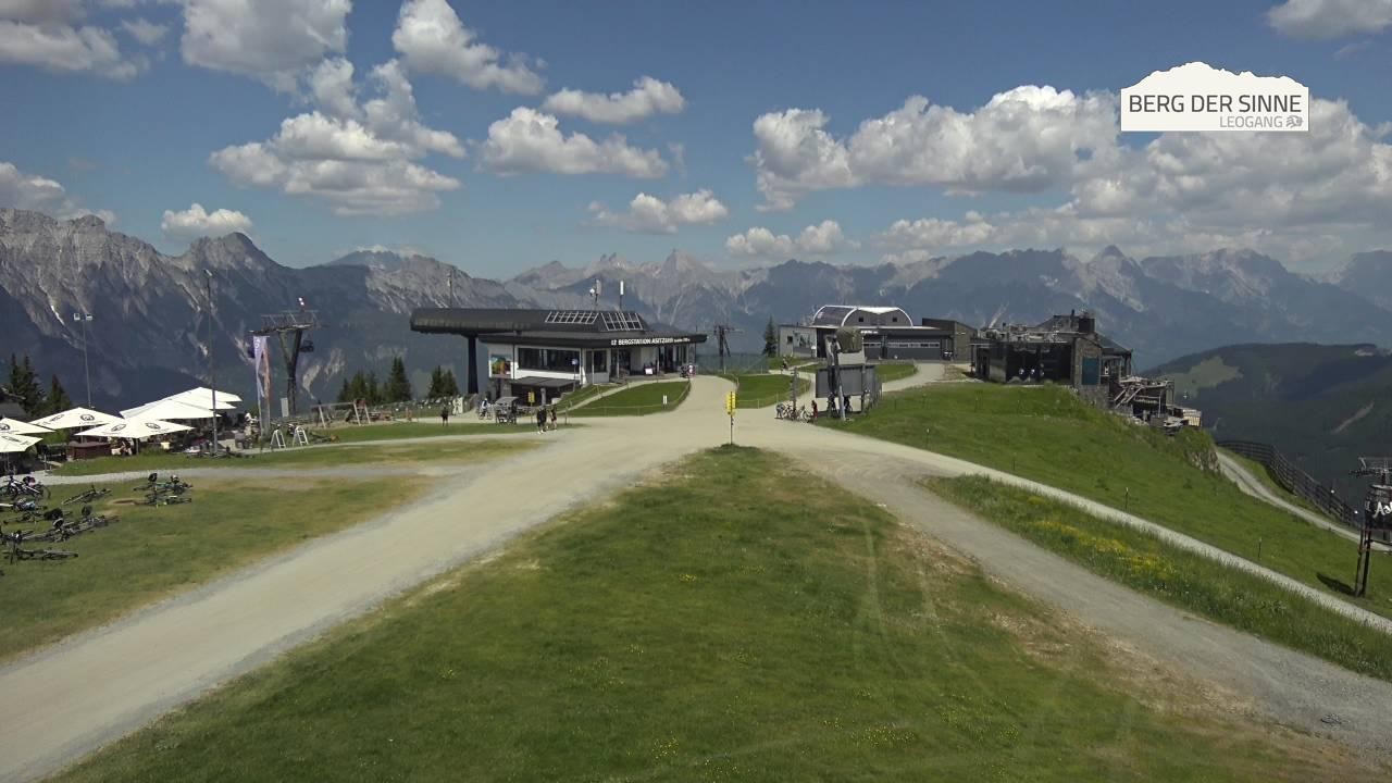 Archiv Foto Webcam Bergstation Asitzbahn