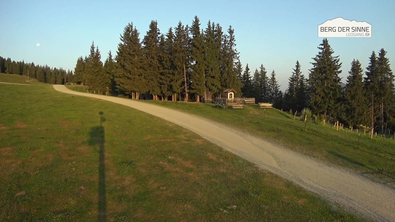 Archiv Foto Webcam Bergstation Asitzbahn