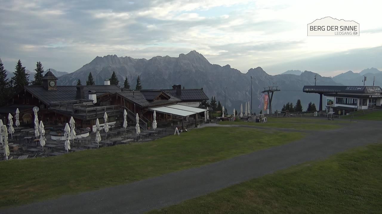 Archiv Foto Webcam Bergstation Asitzbahn