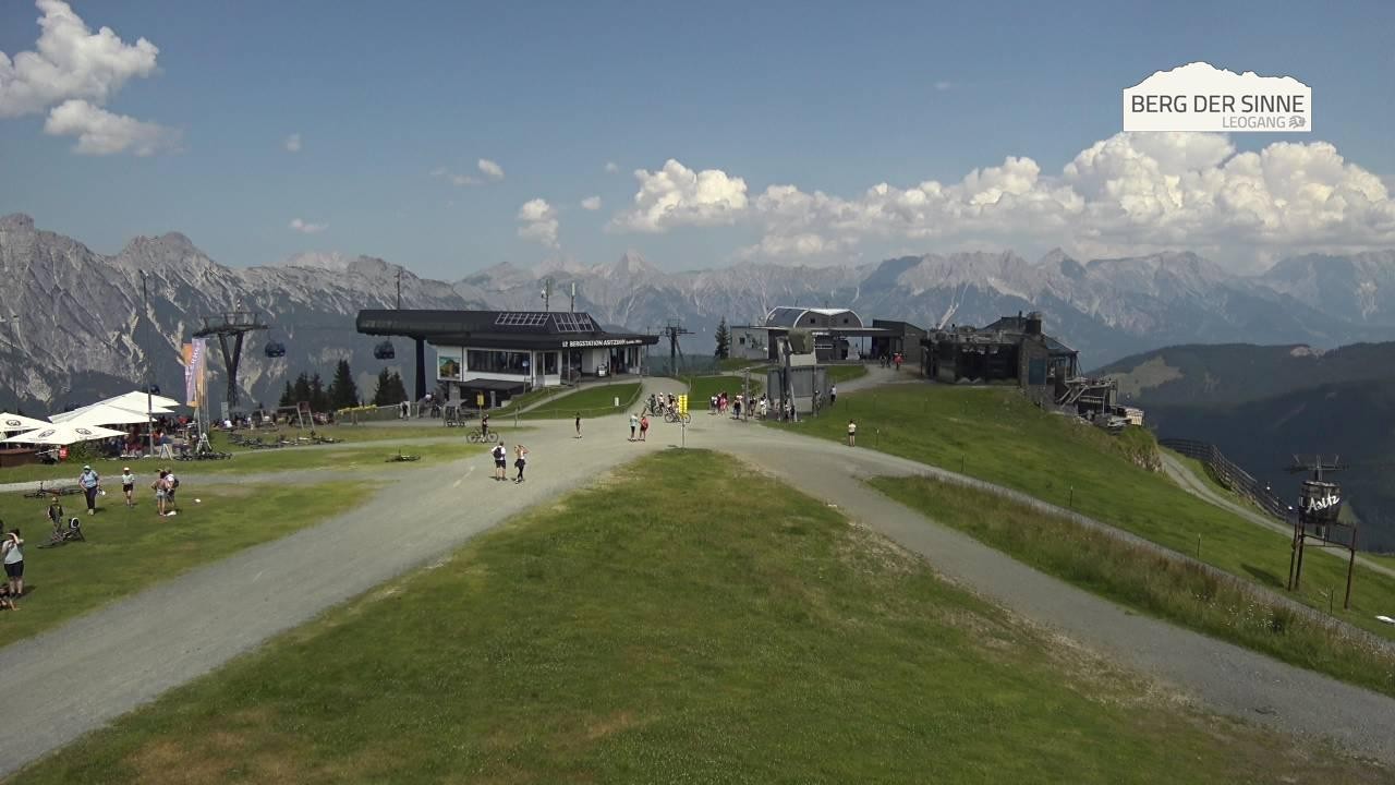 Archiv Foto Webcam Bergstation Asitzbahn