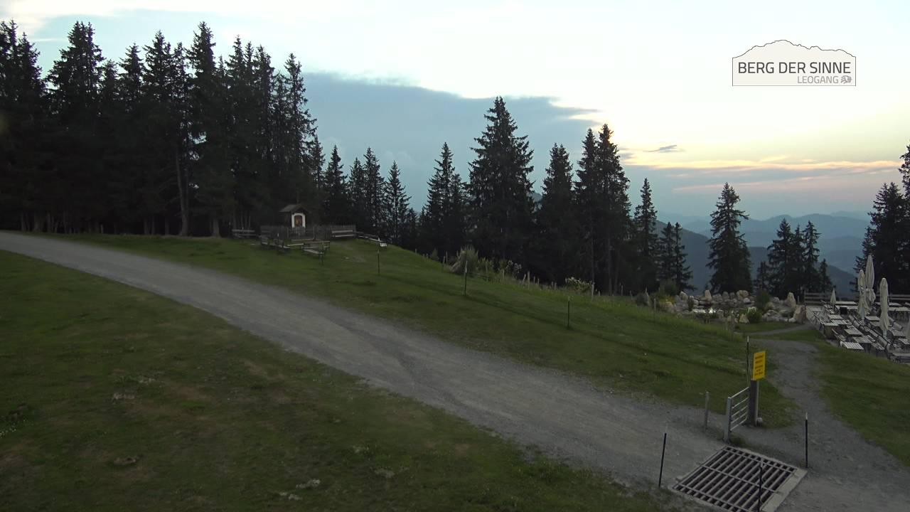 Archiv Foto Webcam Bergstation Asitzbahn