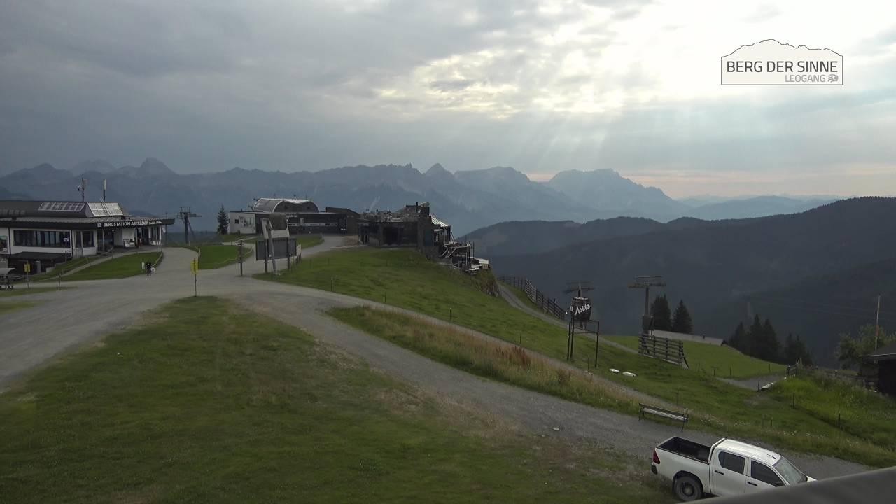 Archiv Foto Webcam Bergstation Asitzbahn