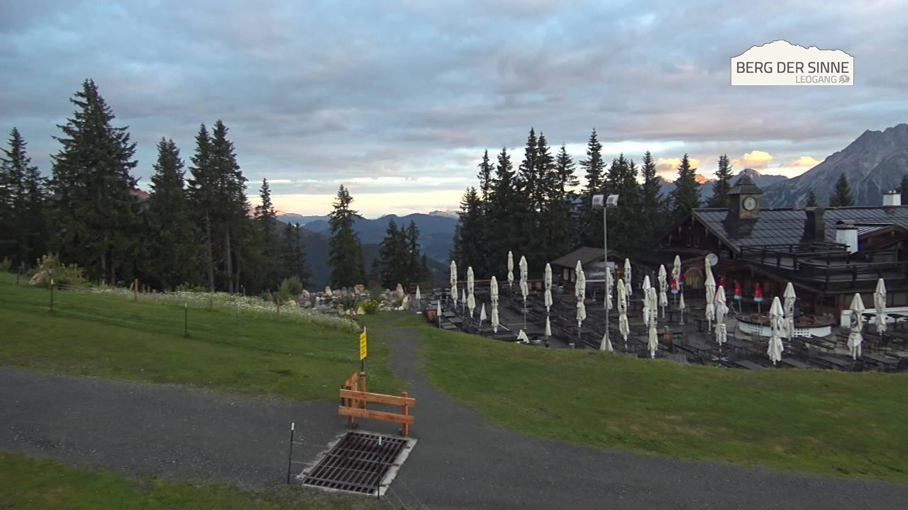 Archiv Foto Webcam Leogang: Bergstation Asitzbahn