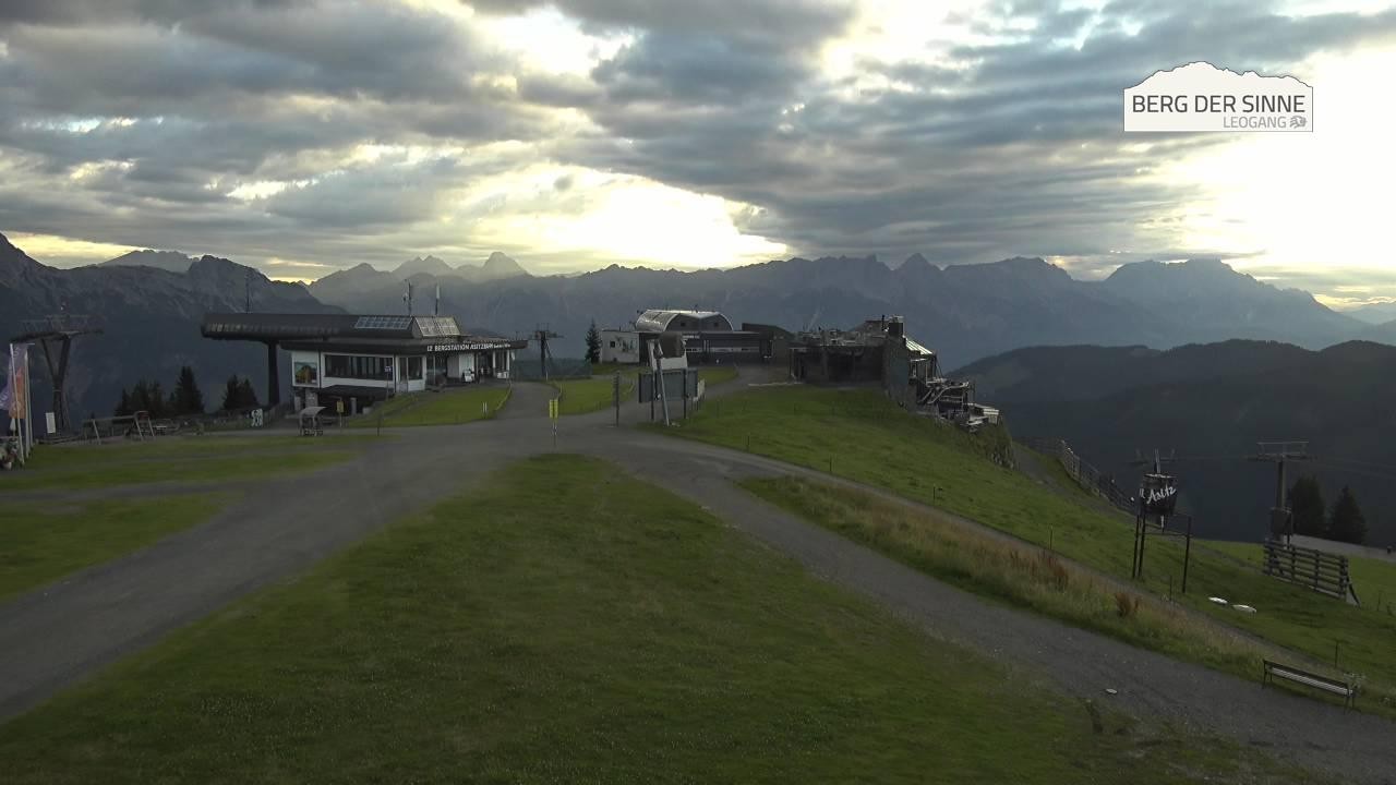 Archiv Foto Webcam Leogang: Bergstation Asitzbahn