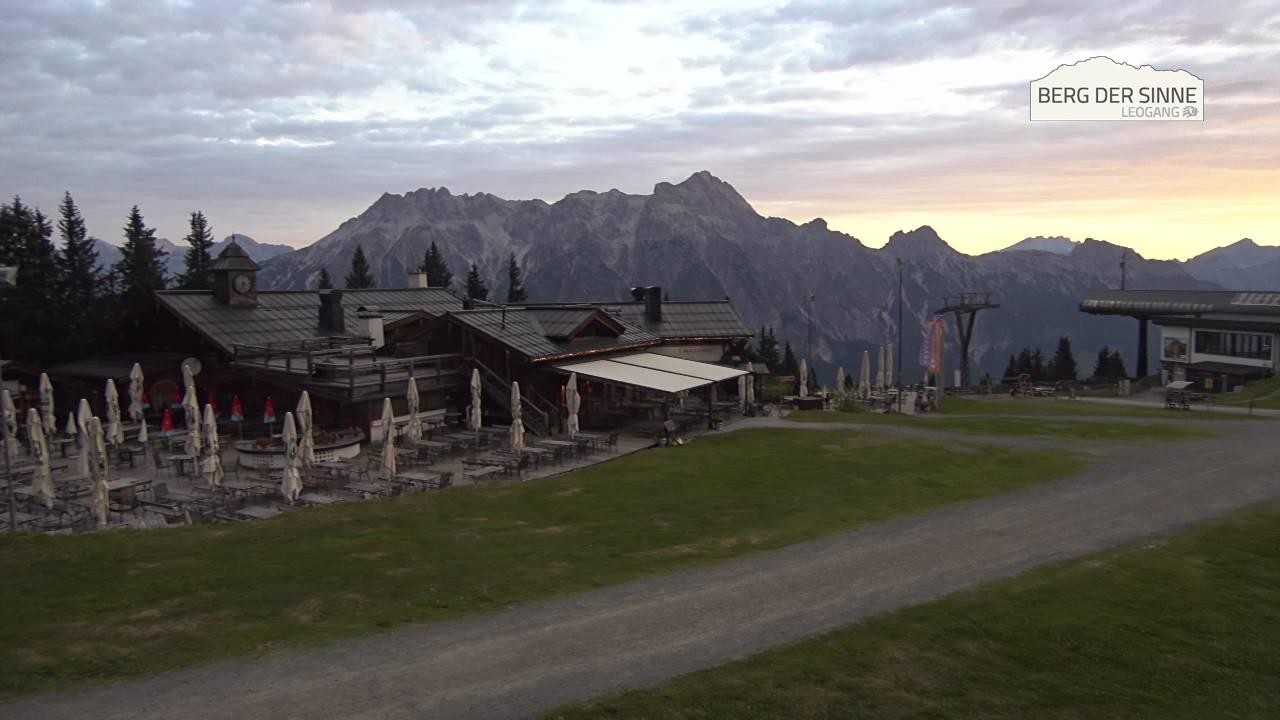 Archiv Foto Webcam Leogang: Bergstation Asitzbahn