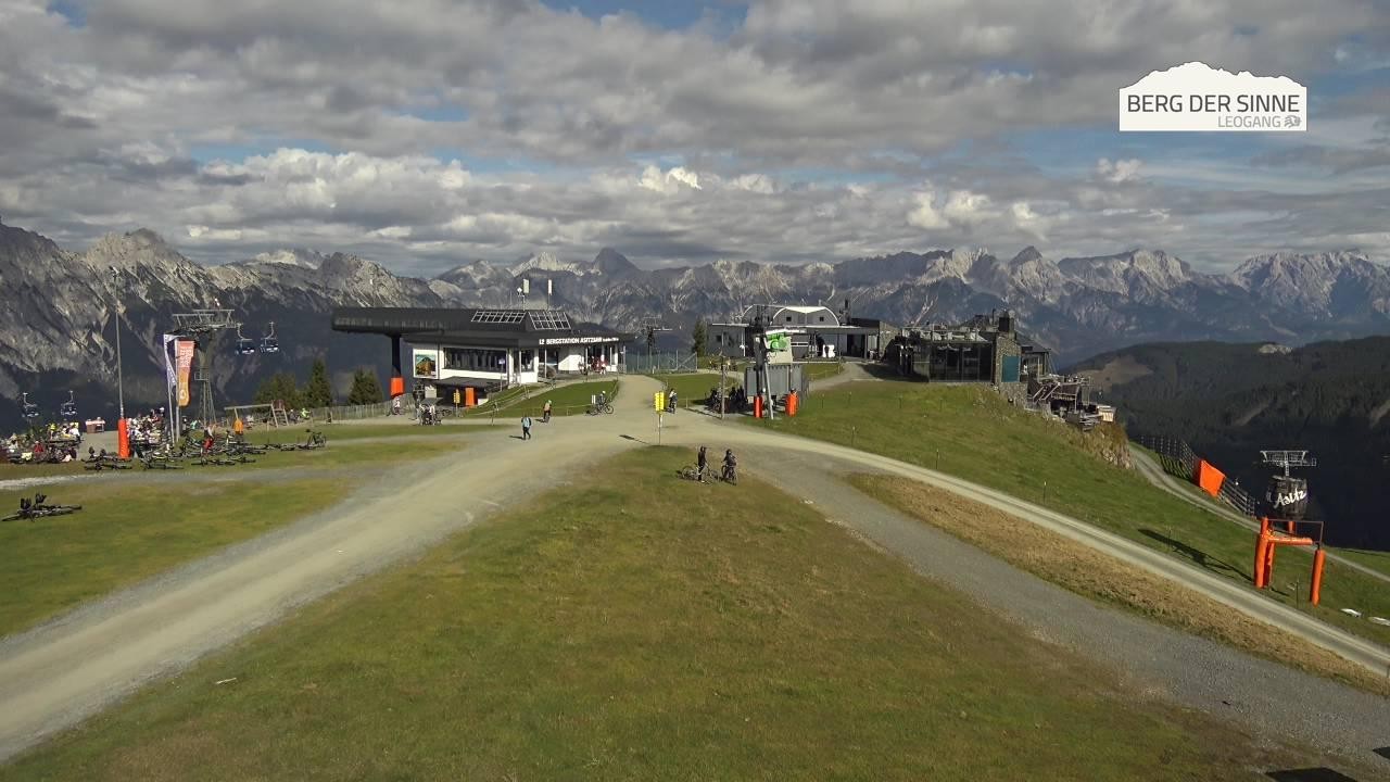 Archiv Foto Webcam Leogang: Bergstation Asitzbahn