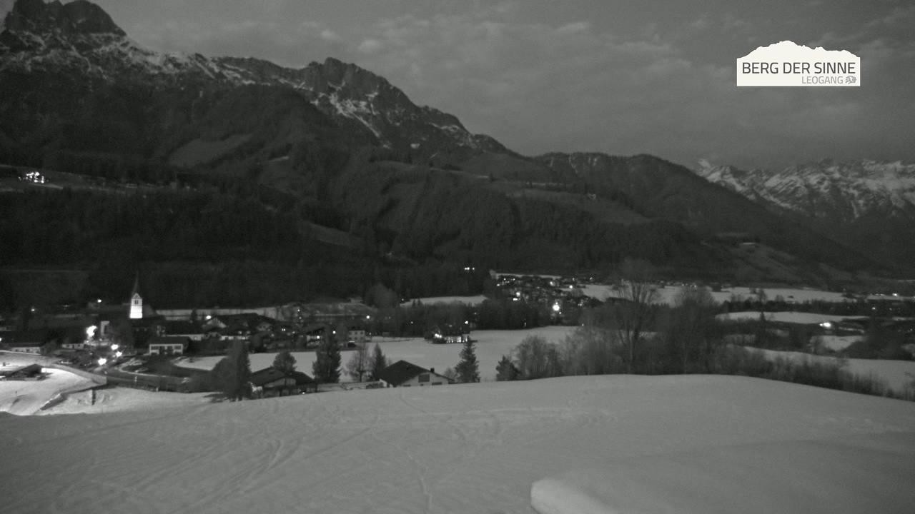 Archiv Foto Webcam Leogang Dorfblick