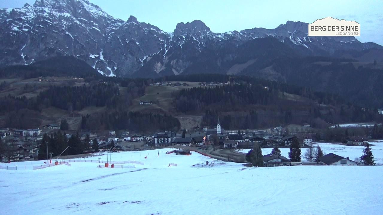 Archiv Foto Webcam Leogang Dorfblick