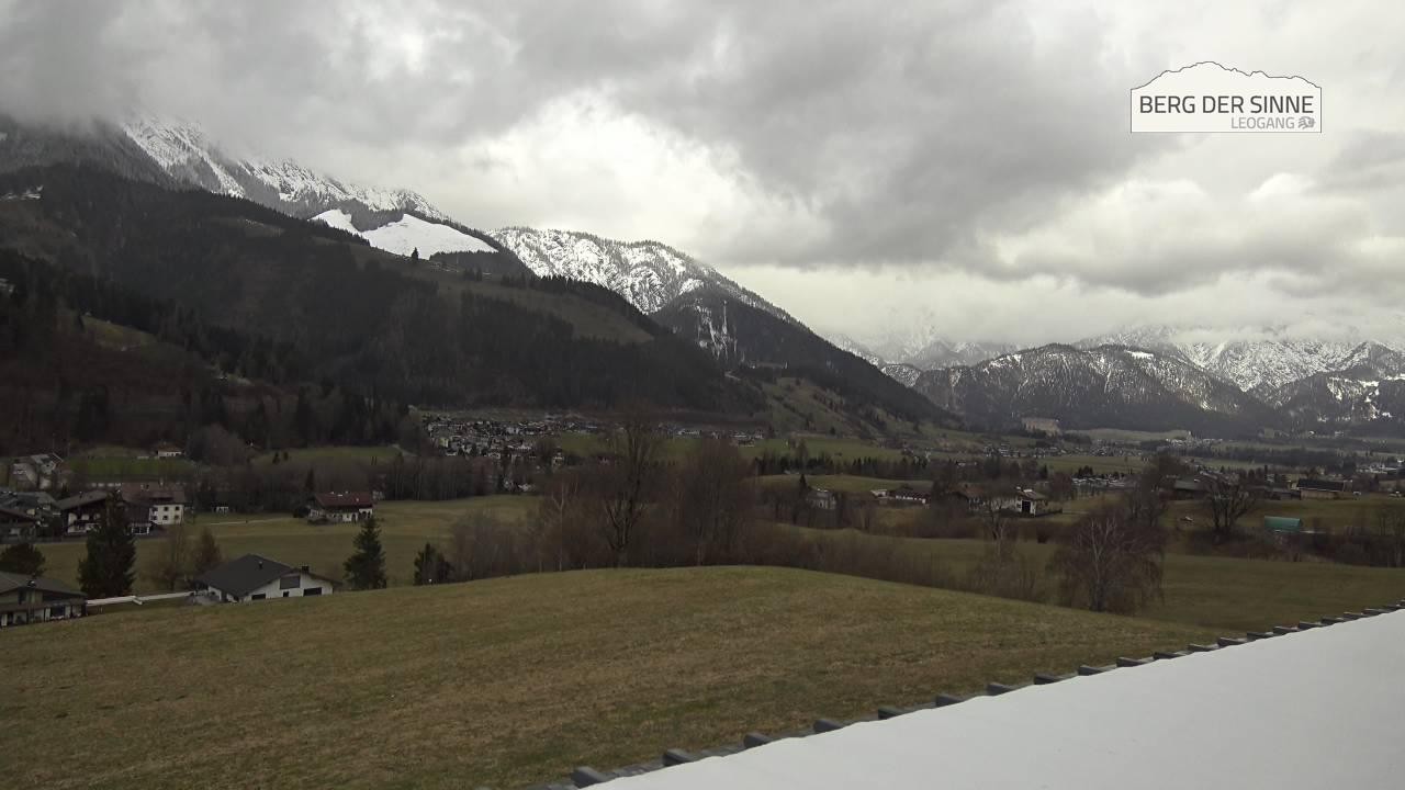 Archiv Foto Webcam Leogang Dorfblick
