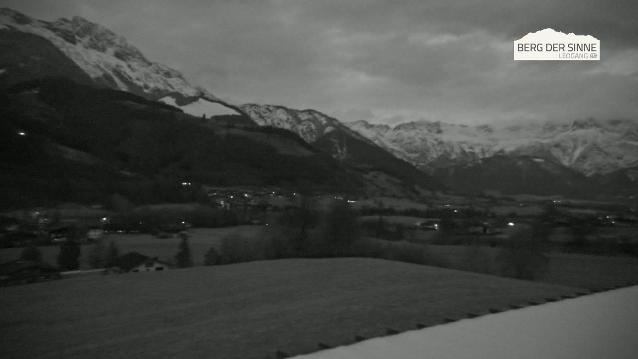 Archiv Foto Webcam Leogang Dorfblick