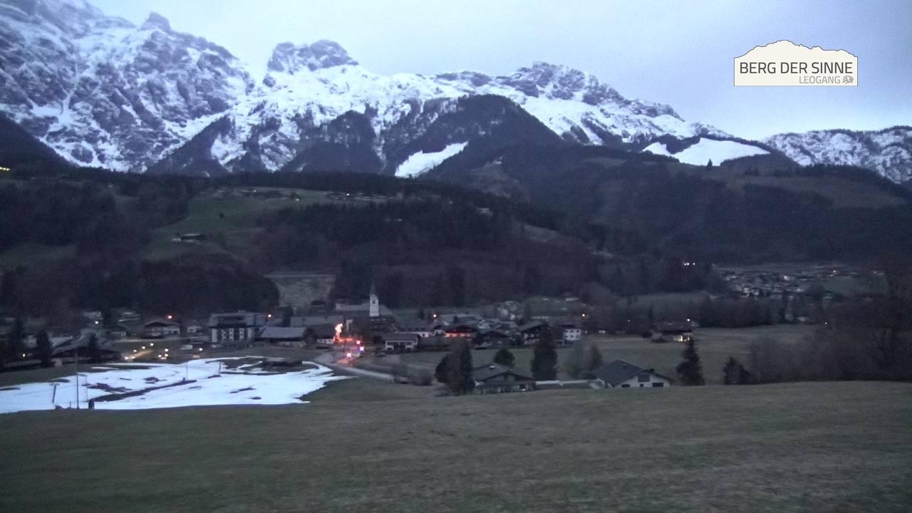 Archiv Foto Webcam Leogang Dorfblick