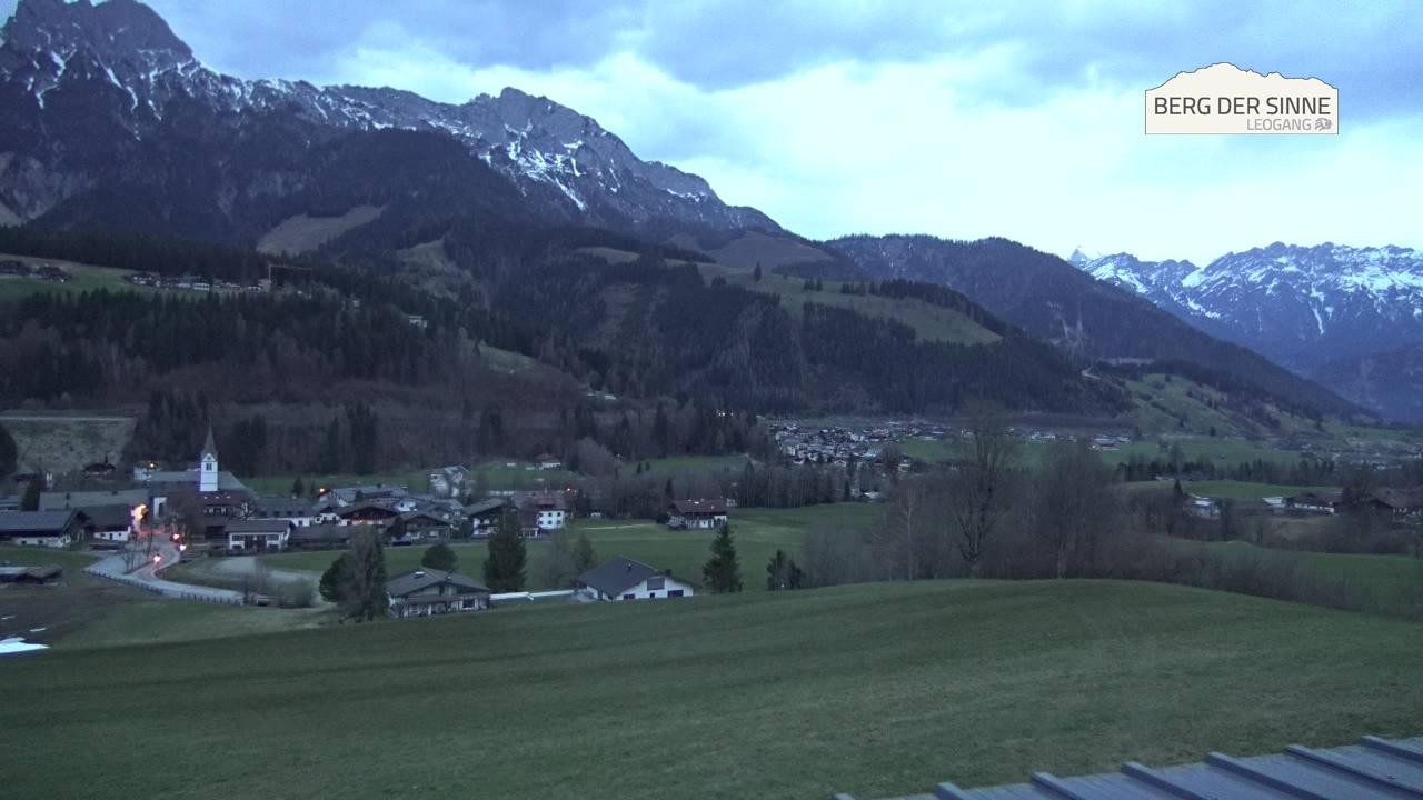 Archiv Foto Webcam Leogang Dorfblick