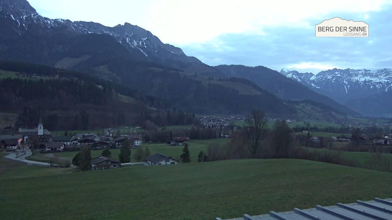 Archiv Foto Webcam Leogang Dorfblick