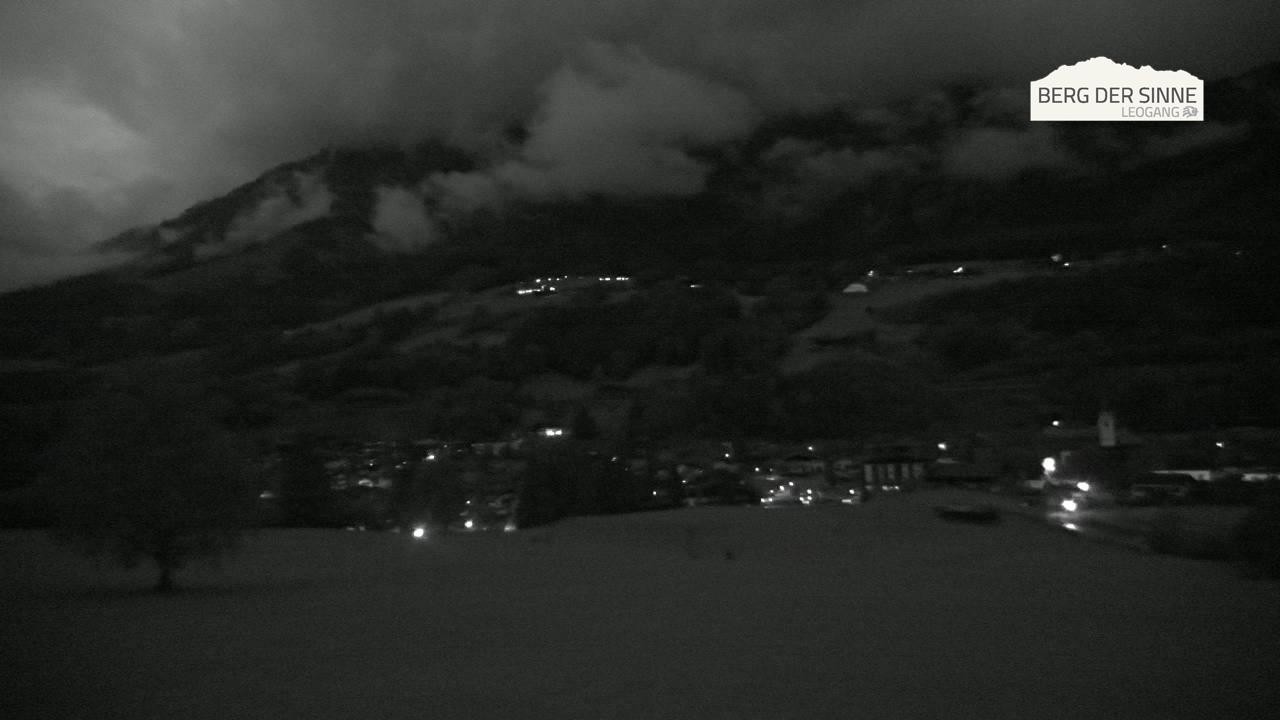 Archiv Foto Webcam Leogang Dorfblick