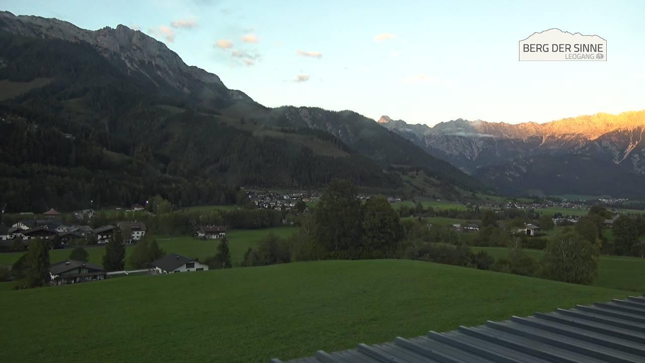 Archiv Foto Webcam Leogang Dorfblick