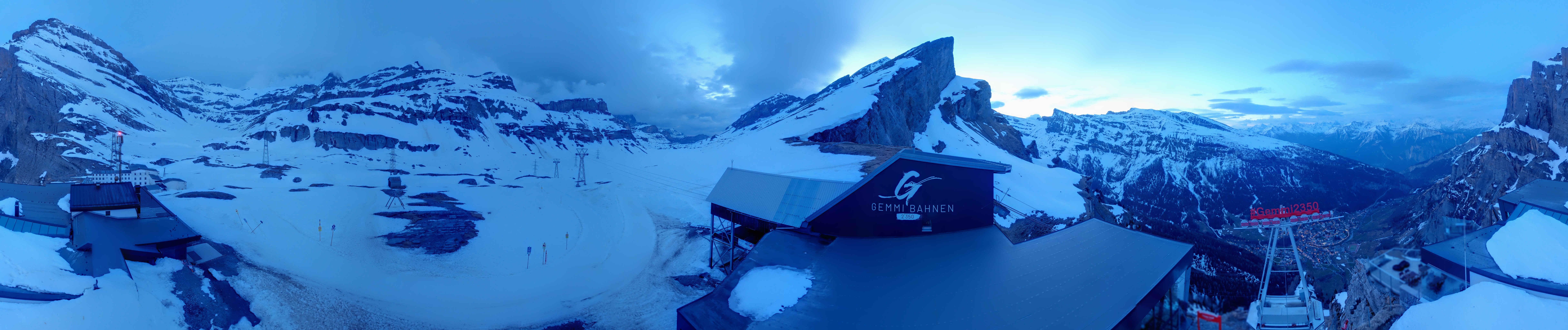 Archived image Webcam Leukerbad: Roundshot Gemmipass