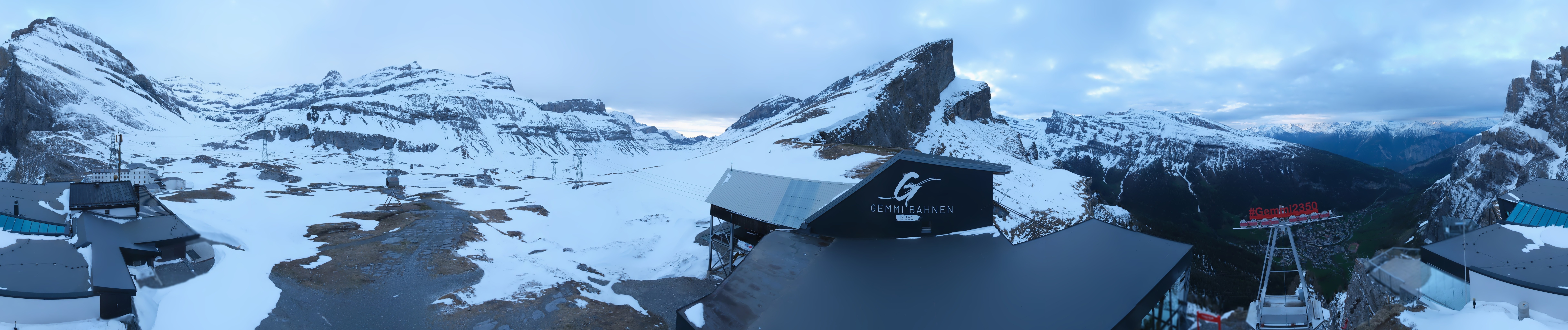 Archived image Webcam Leukerbad: Roundshot Gemmipass