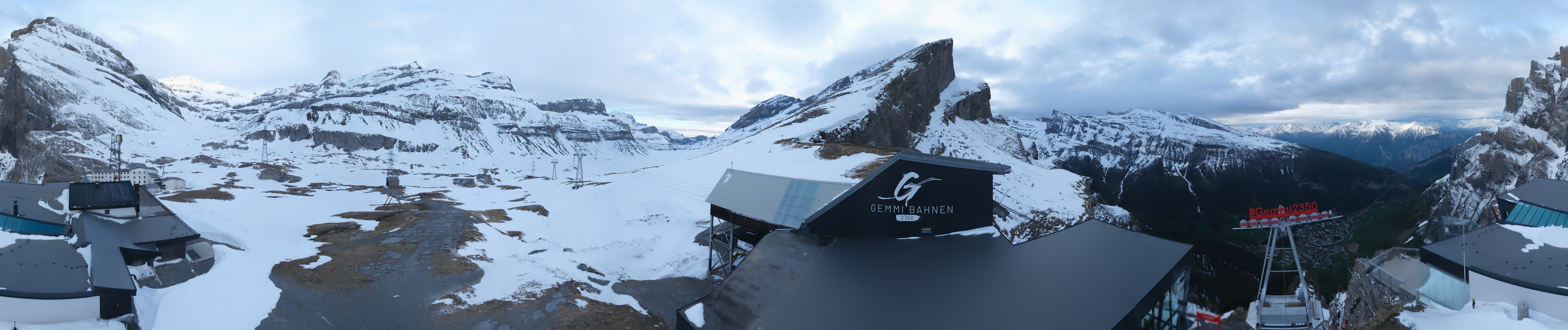 Archived image Webcam Leukerbad: Roundshot Gemmipass