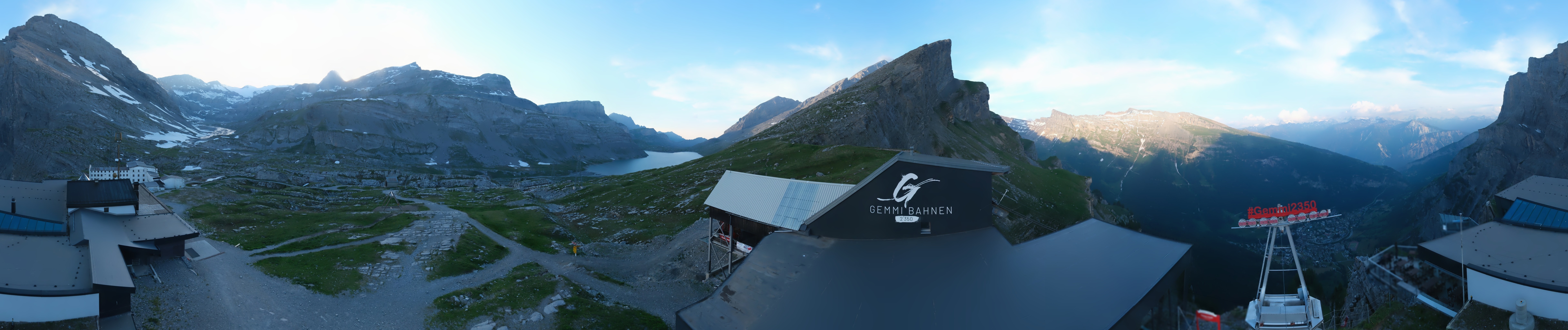 Archived image Webcam Leukerbad: Roundshot Gemmipass