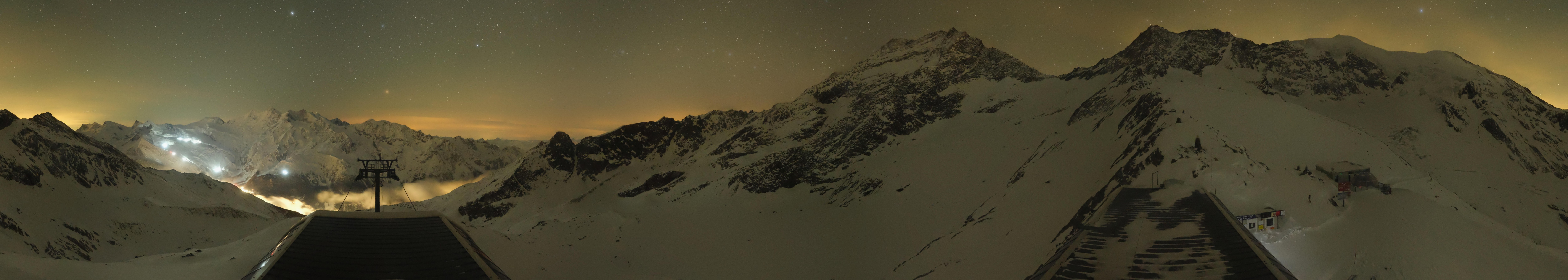 Archived image Webcam Top Station Hohsaas Gondola Saas-Grund