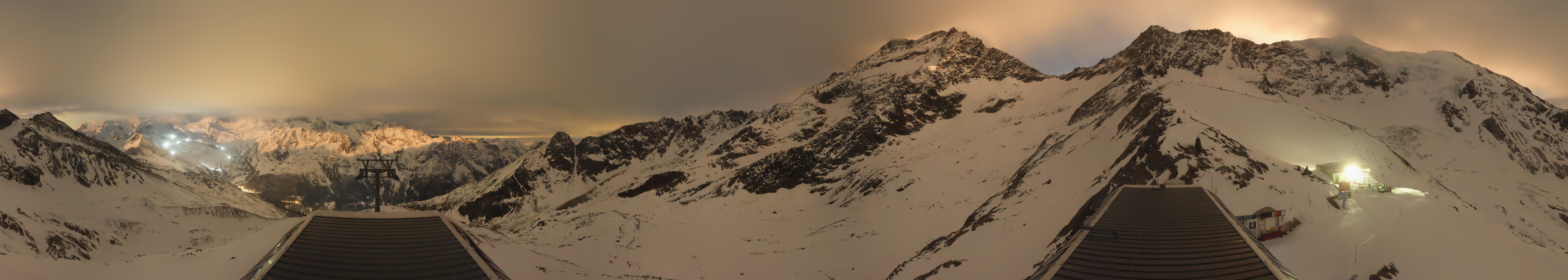 Archived image Webcam Top Station Hohsaas Gondola Saas-Grund