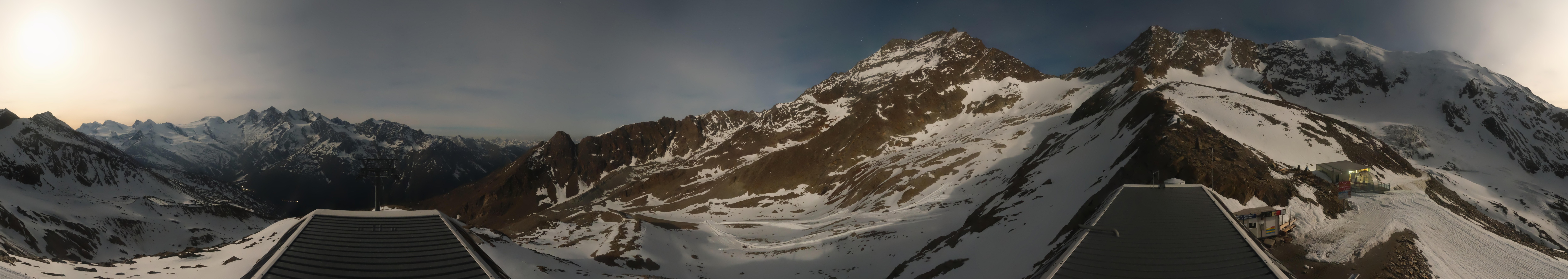Archived image Webcam Top Station Hohsaas Gondola Saas-Grund