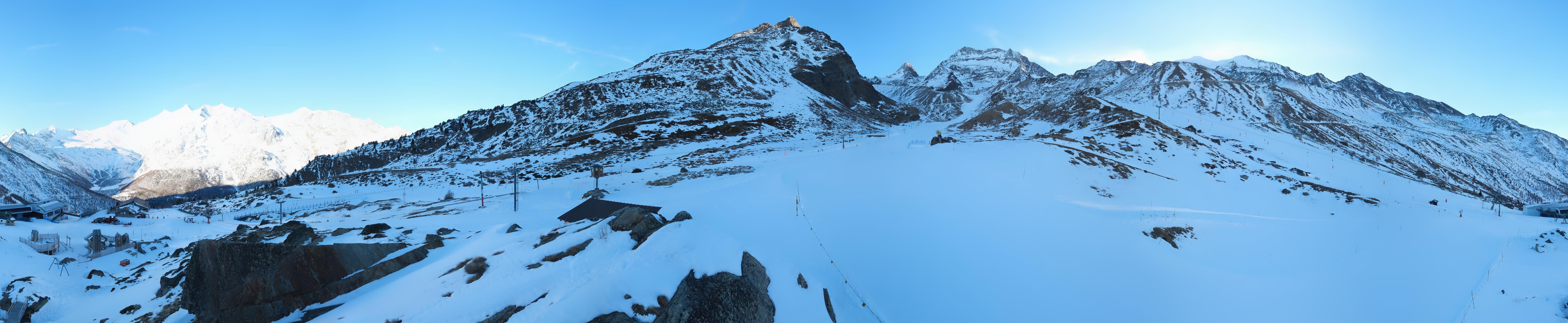 Archived image Webcam Mid-Station Kreuzboden Gondola Saas-Grund Hohsaas