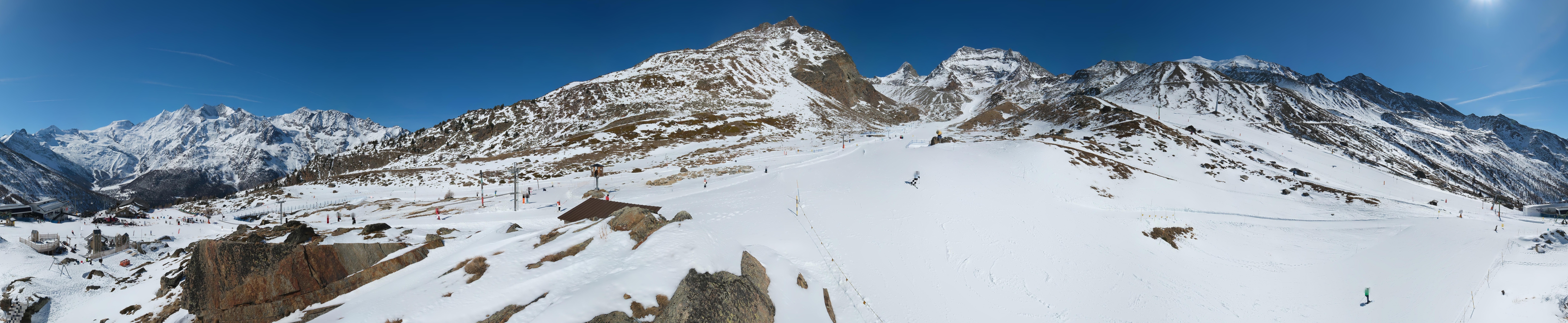 Archived image Webcam Mid-Station Kreuzboden Gondola Saas-Grund Hohsaas
