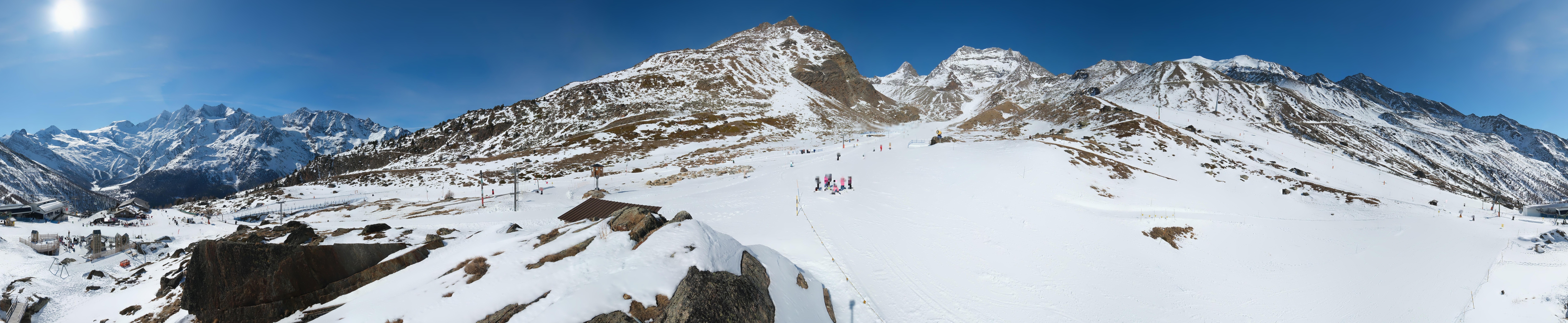 Archived image Webcam Mid-Station Kreuzboden Gondola Saas-Grund Hohsaas