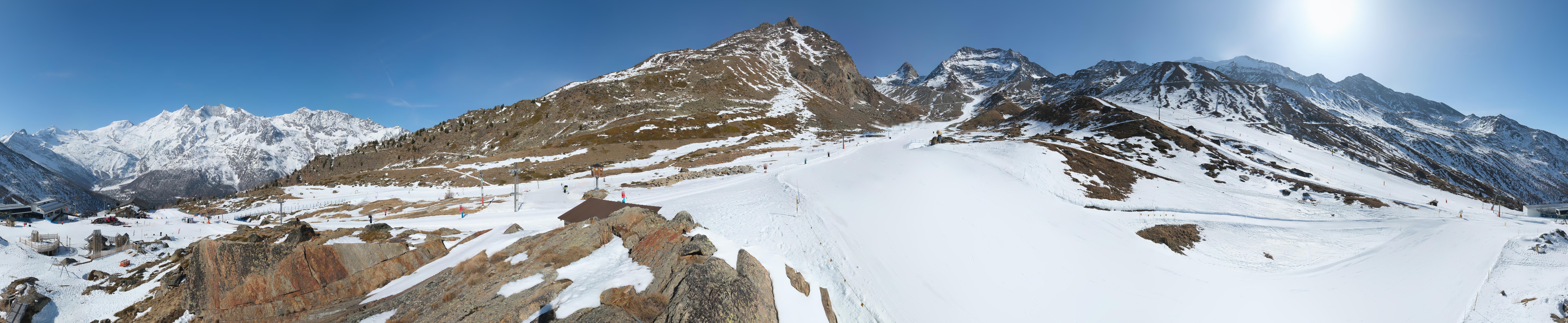 Archived image Webcam Mid-Station Kreuzboden Gondola Saas-Grund Hohsaas