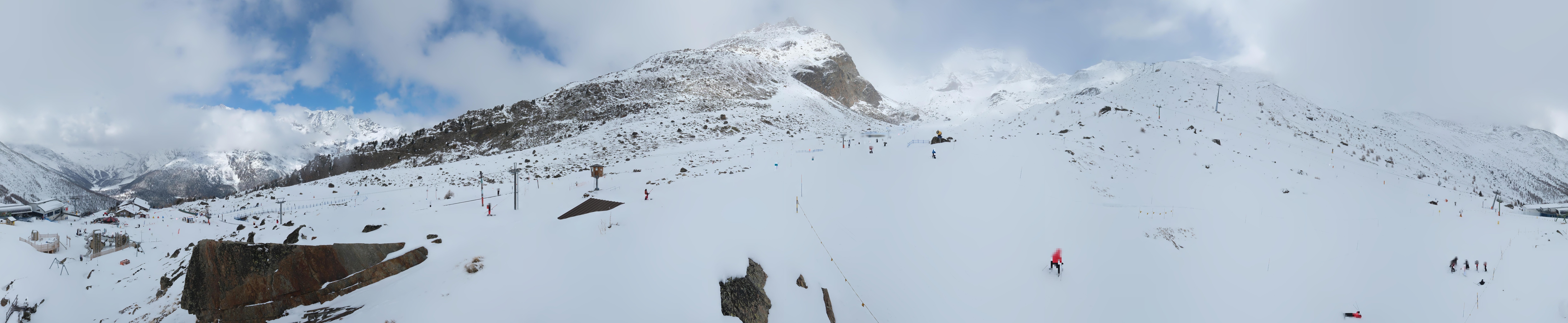 Archived image Webcam Mid-Station Kreuzboden Gondola Saas-Grund Hohsaas